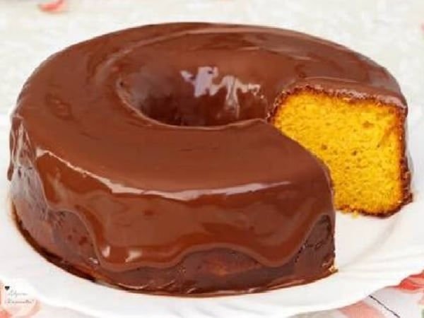 bolo de cenoura